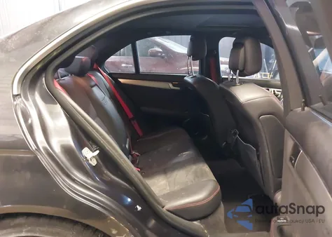 2013 Mercedes-Benz C 300 Luxury 4Matic/Sport 4Matic from USA, damaged, VIN WDDGF8ABXDG074914